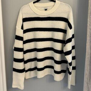 American Eagle Knit Crew Neck Sweater - XL - Black & White Stripes